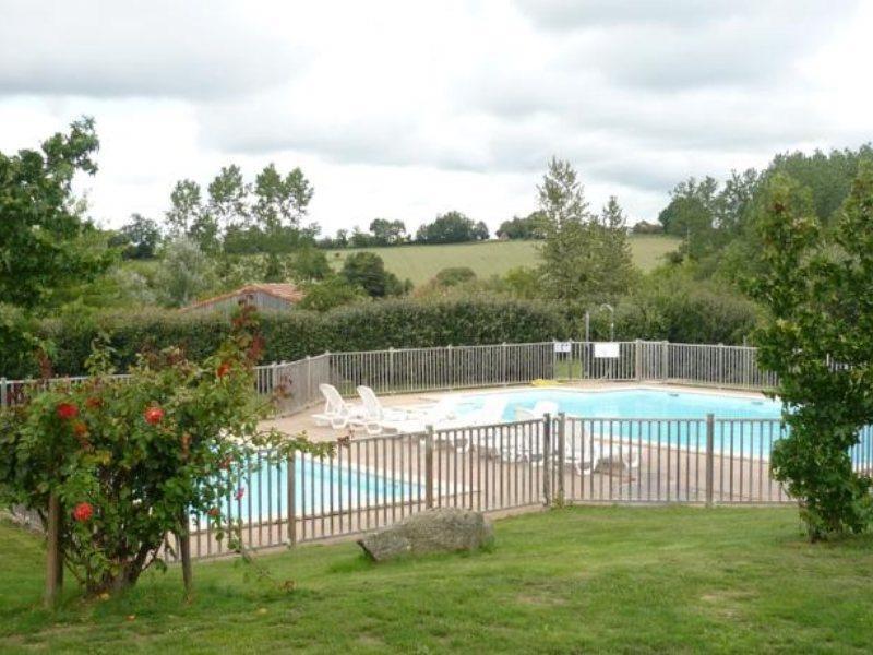 Terres De France - Natura Resort Pescalis Moncoutant Bagian luar foto