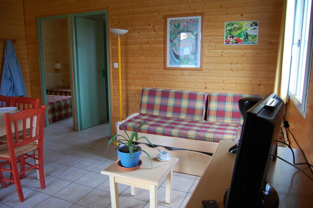 Terres De France - Natura Resort Pescalis Moncoutant Bagian luar foto